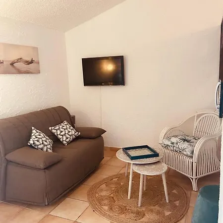 Hébergement de vacances Maison En Corse Santa-Maria-Poggio (Corsica)